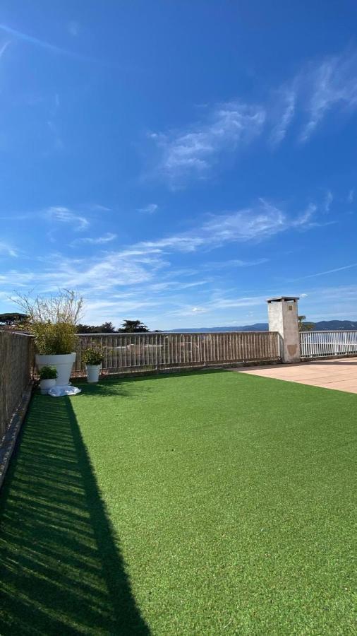 Апартаменти Charming Studio With Pool In Saint Tropez Екстер'єр фото
